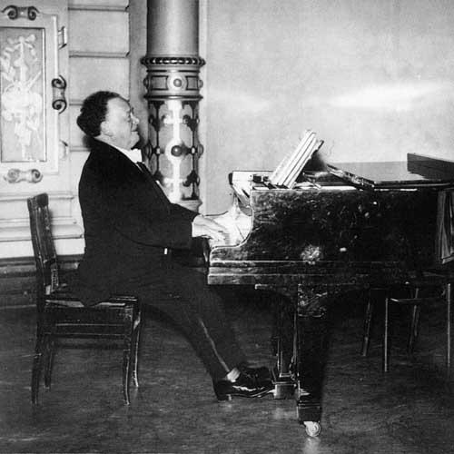 Willem Mengelberg au piano